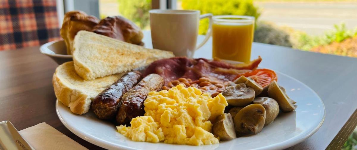 Almondsbury Inn & Lounge - Housity