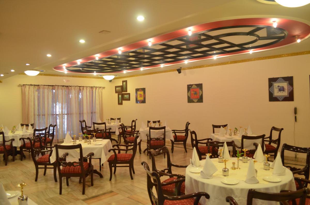 The Radha Ashok - Hizvo