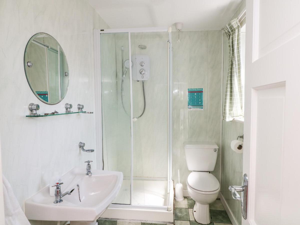 Grange Farmhouse - Housity