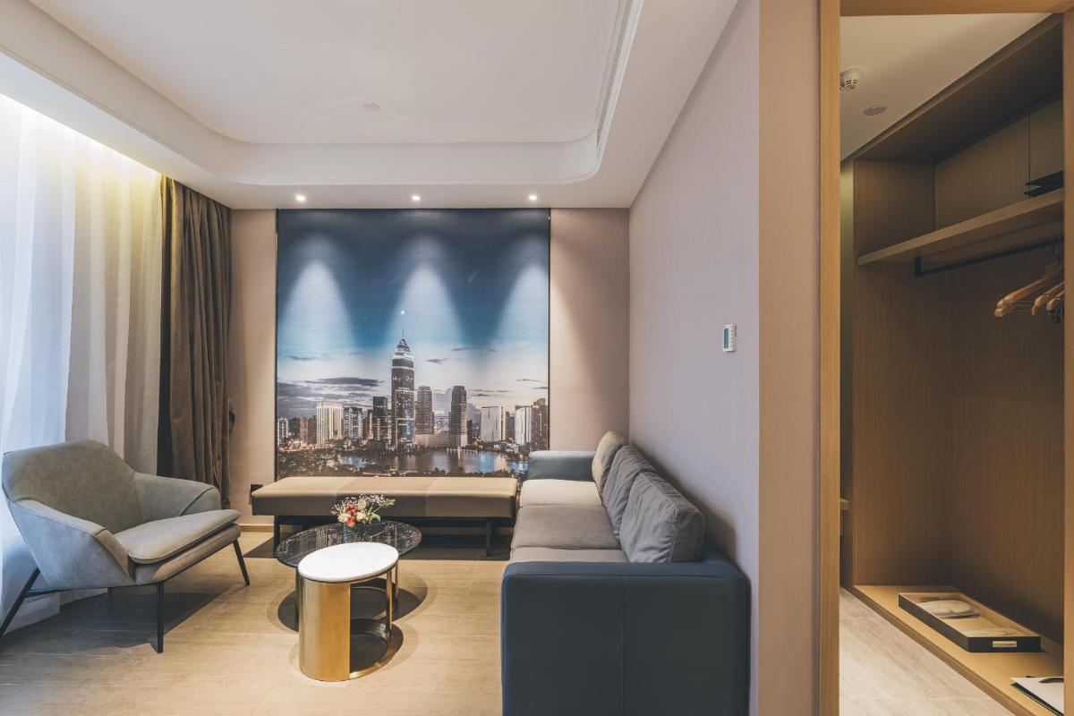 Atour Hotel Shaoxing Shangyu E-Travel Town - Housity