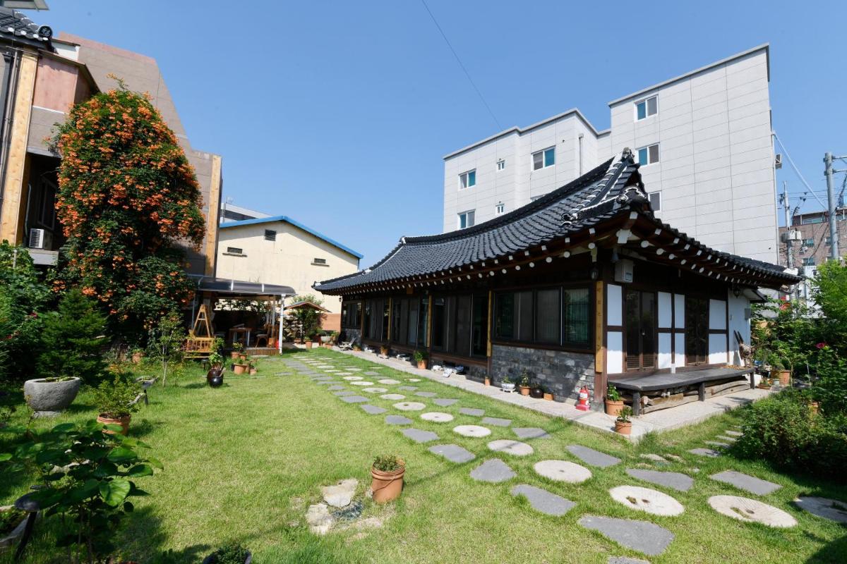 Dasomchae Hanok stay - Housity
