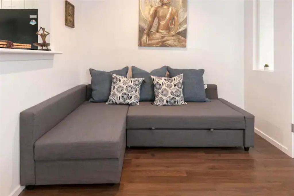 Vista Apartment Near Bart and Palaza - Housity