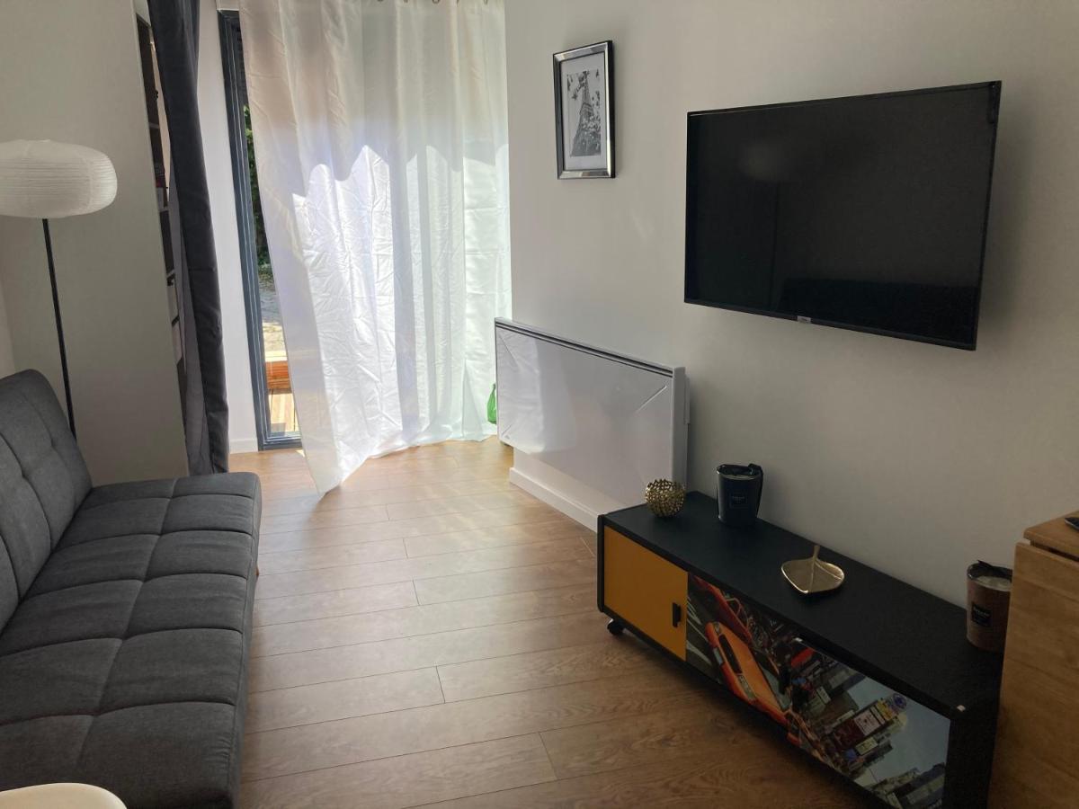 Lodge - Housity