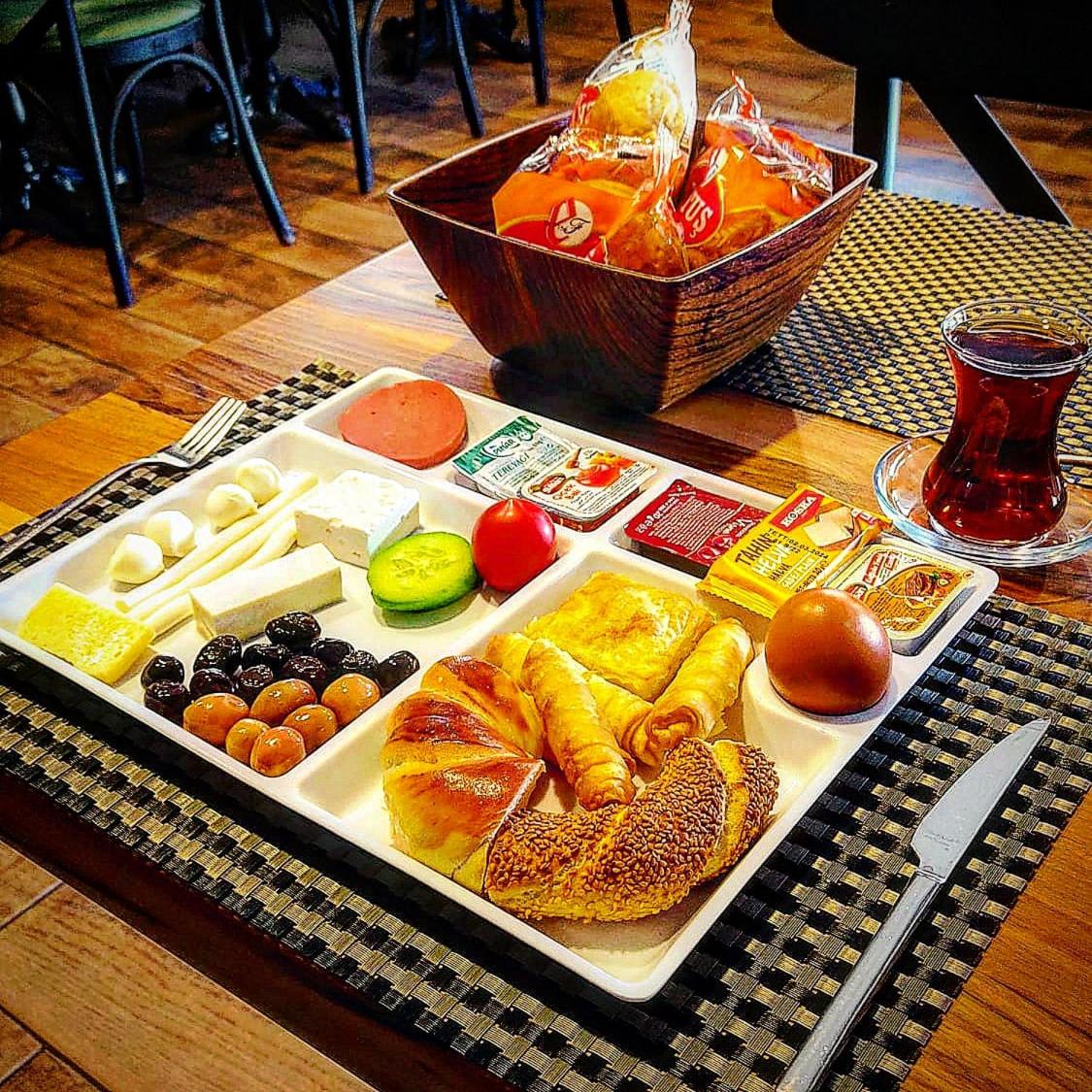Eriza Boutique Hotel - Housity