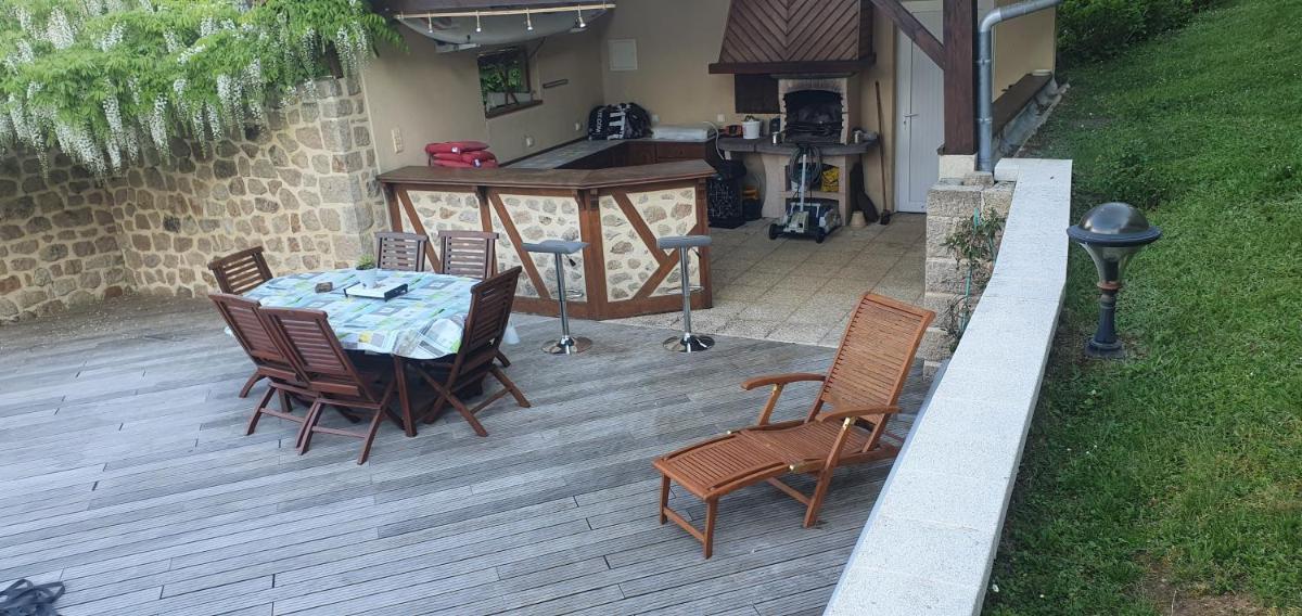 Chambre d'hôtes un petit coin de paradis en Corrèze - Housity