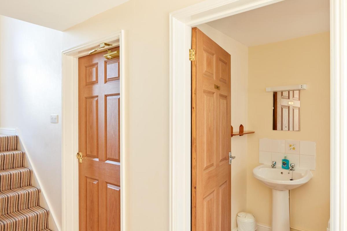 Finest Retreats - Meadow View - Housity