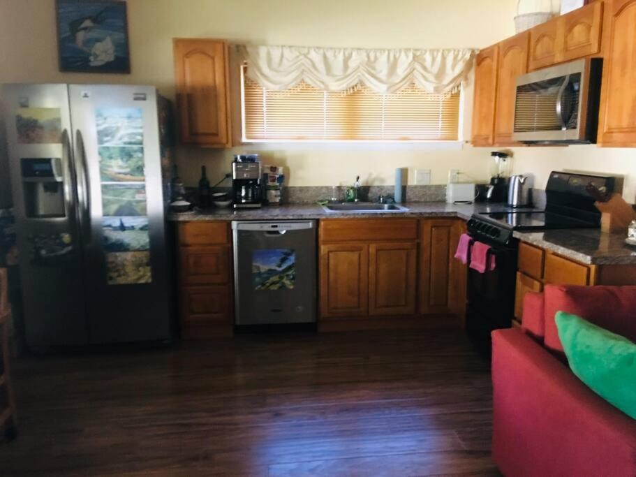 Cozy Renovated Studio with nice frontyard - Housity