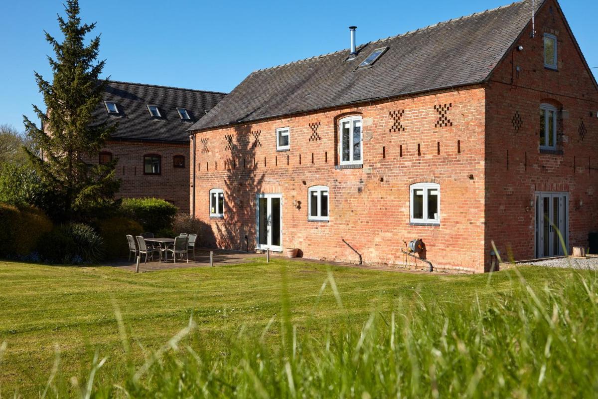 Finest Retreats - Sunshine Cottage - Housity