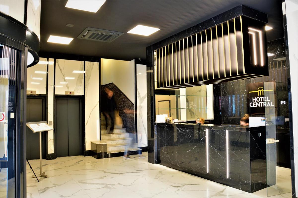 Hotel Central - Hizvo