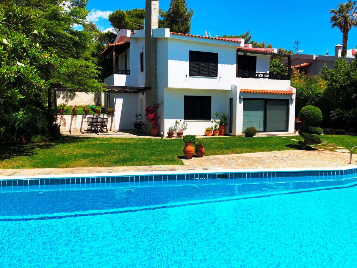Suitetrails - Sandals Pool Villa - Saronida Beach
