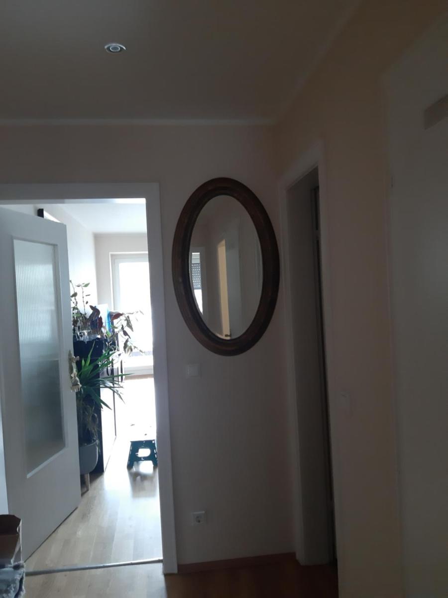 2 Bed/2 Baths in Düsseldorf Center next to Kytaro - Housity