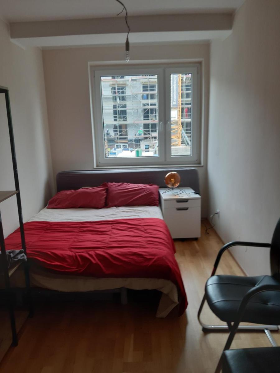 2 Bed/2 Baths in Düsseldorf Center next to Kytaro - Housity