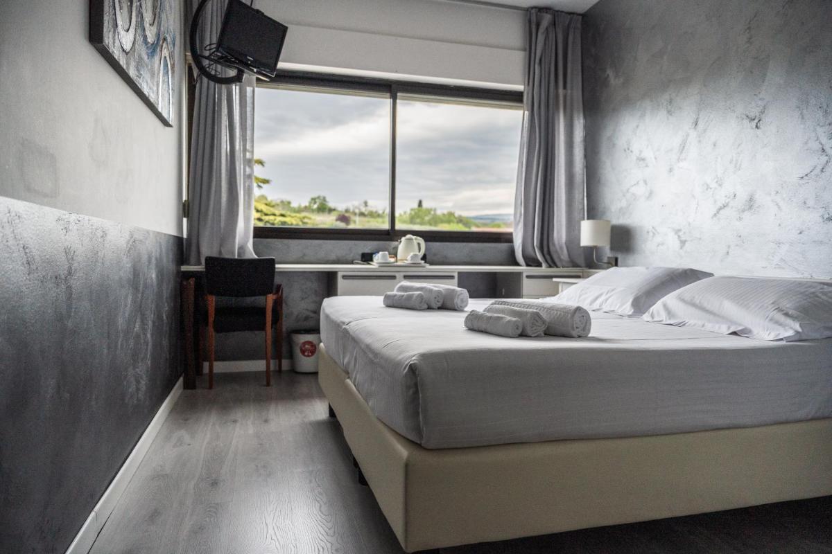 Hotel Valpolicella International - Housity