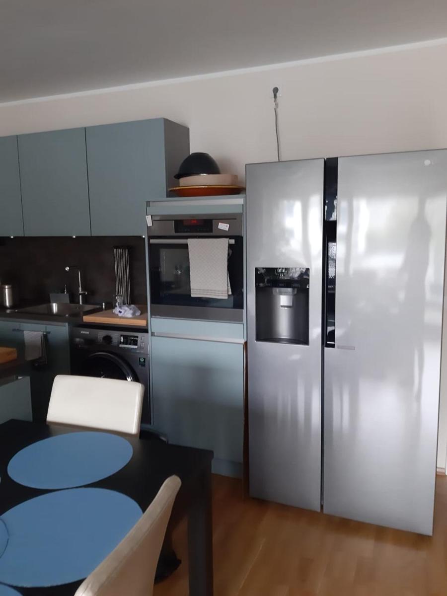 2 Bed/2 Baths in Düsseldorf Center next to Kytaro - Housity