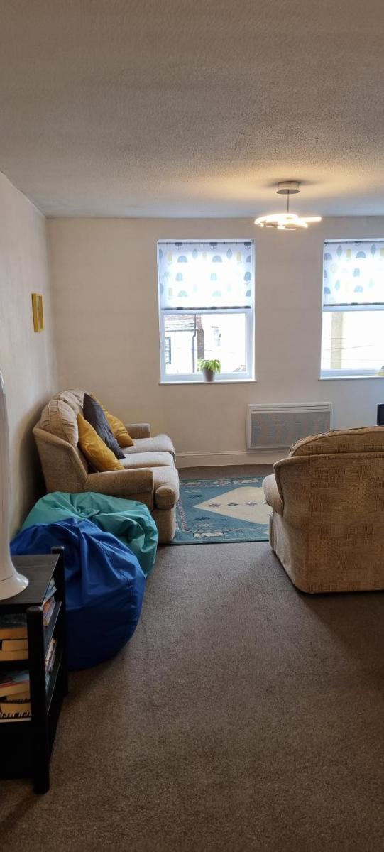 Apartment 17 Strand Street - Housity