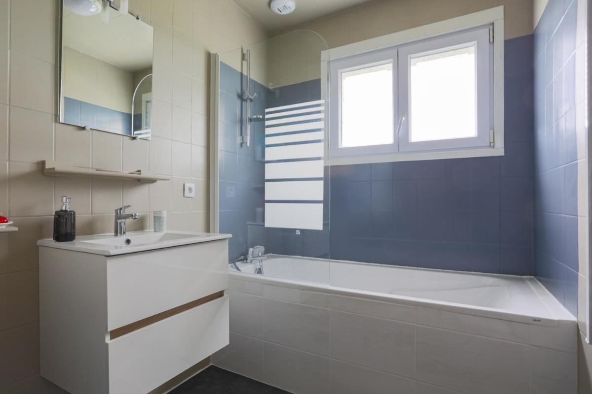 Les Agapanthes - Les chambres de Kergrist - Housity
