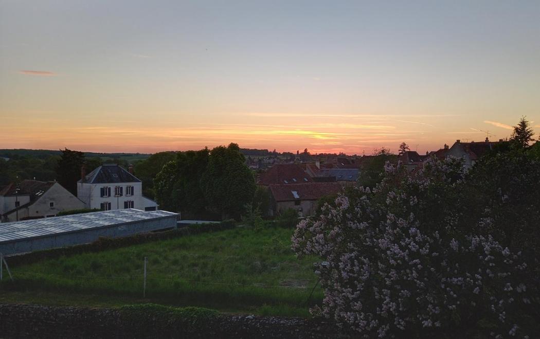 Chambre Escale Précy sous Thil - Housity