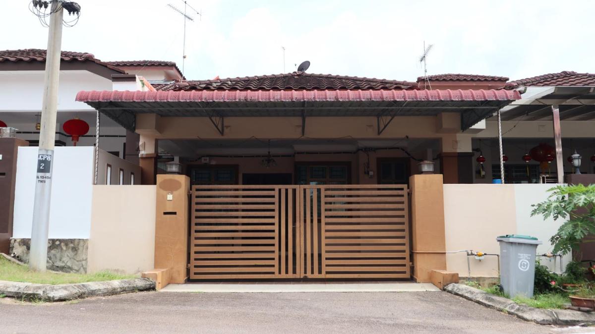 D' Pelangi Homestay Kluang 2 - Housity