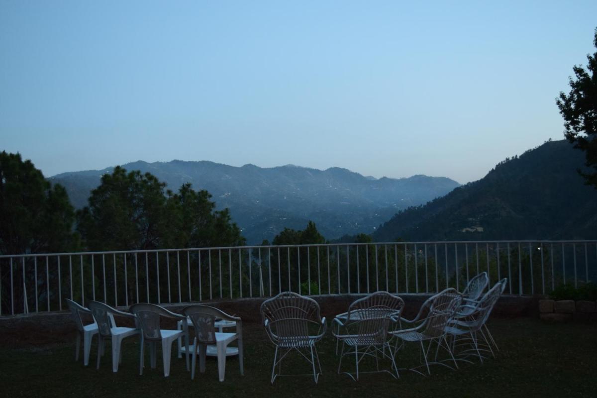 Batrasi Bungalow Homestay - Housity