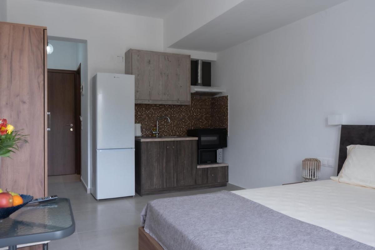 Christos Seaview Studios - Housity