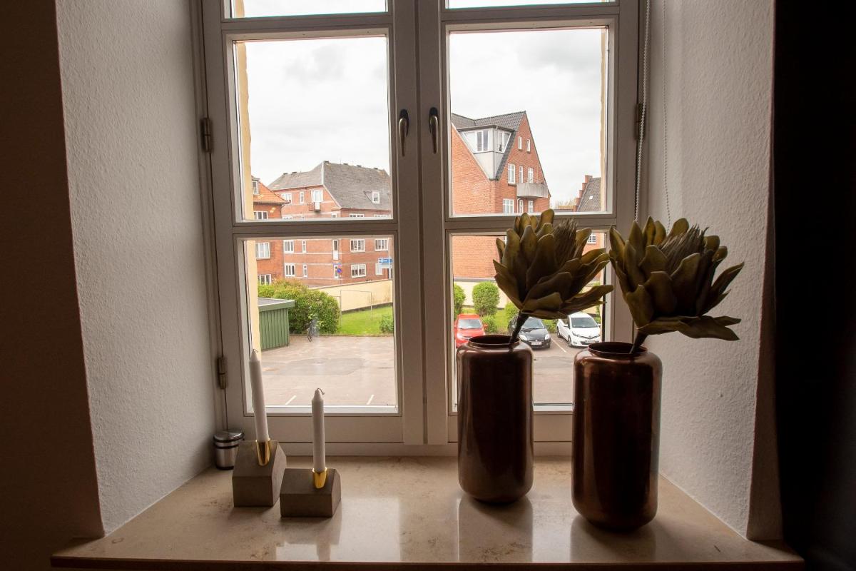 Suitetrails - Stylish two floor Deluxe Apartment - 2 bedroom