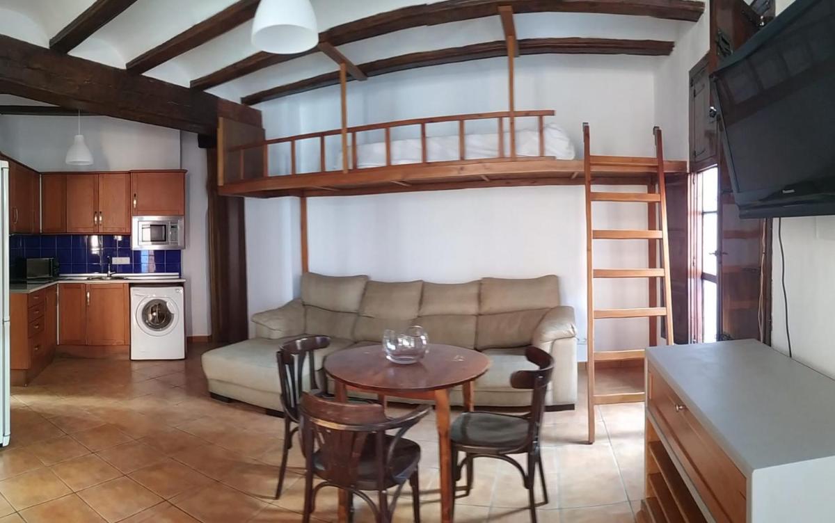 Bonito apartamento con encanto en casco antiguo RON 7 VALENCIAYOLE - Housity