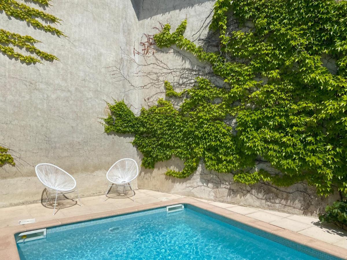 Sunny Historic House in Canal du Midi Village with Pool near Beaches - Housity