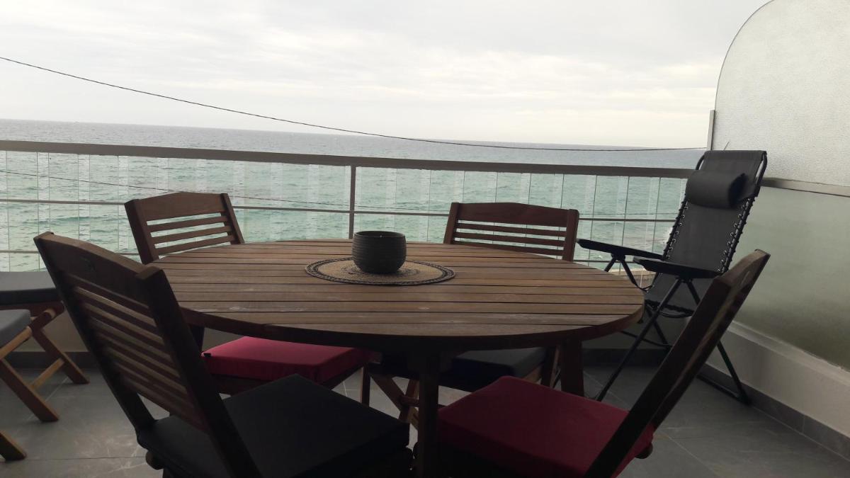 Splendide studio front de mer - Hizvo