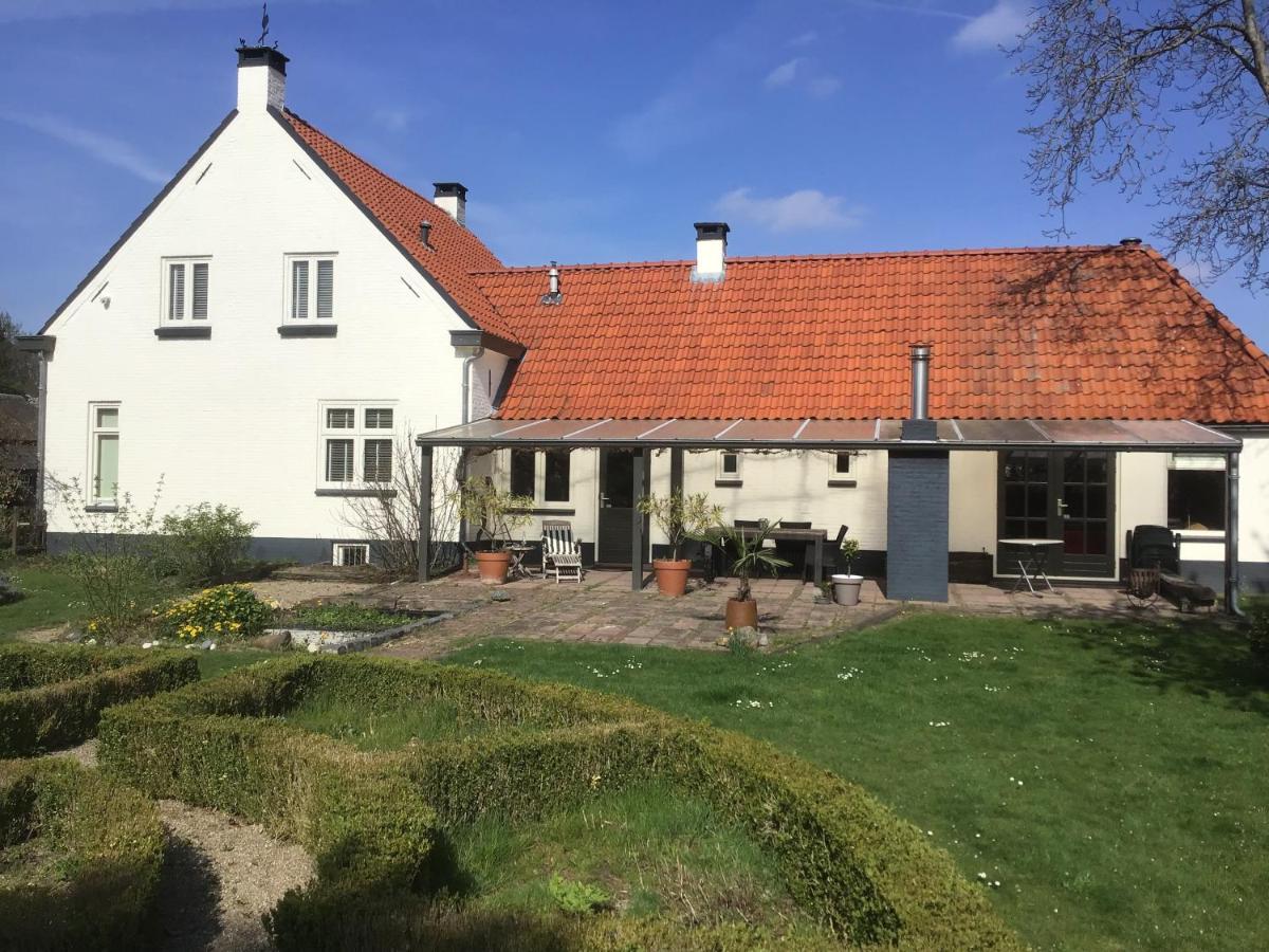 Horse and Hound - Housity