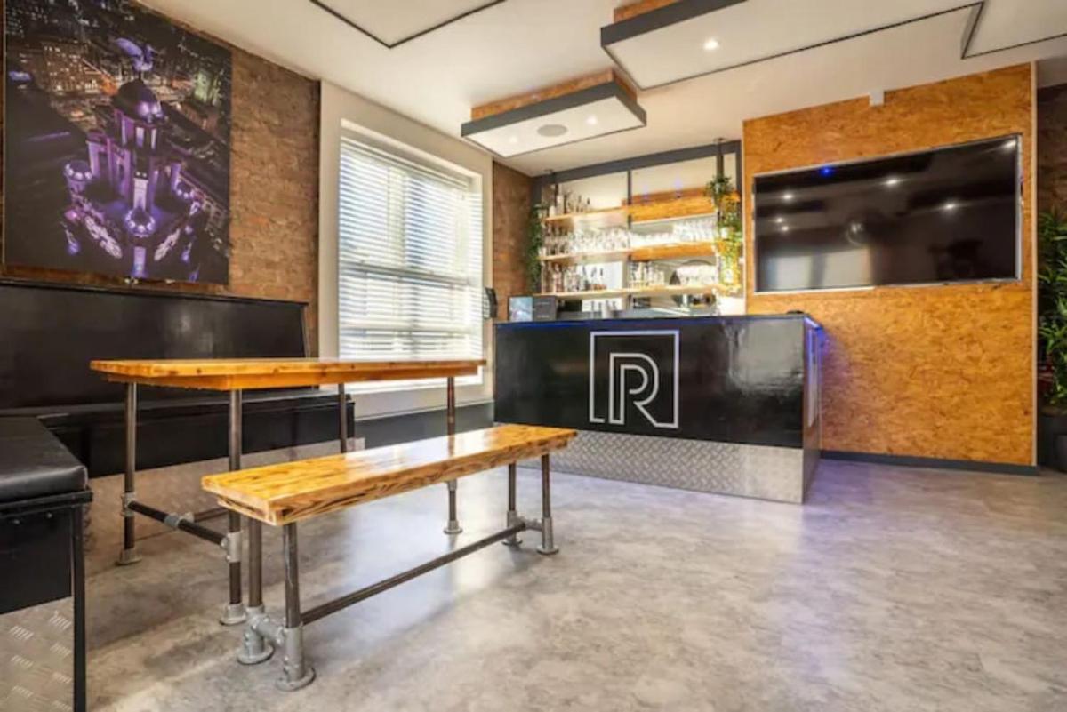 Host Liverpool - Picton Rooms Party Ultimate Party Pad - Housity