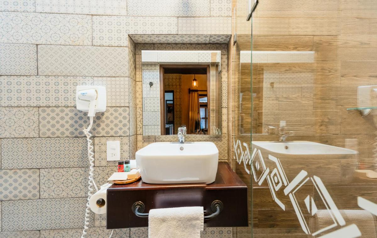 Yox Hotel Boutique - Housity