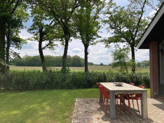 Achterhoekse vakantiewoning, infraroodsauna, geweldig uitzicht, goede bedden - Housity
