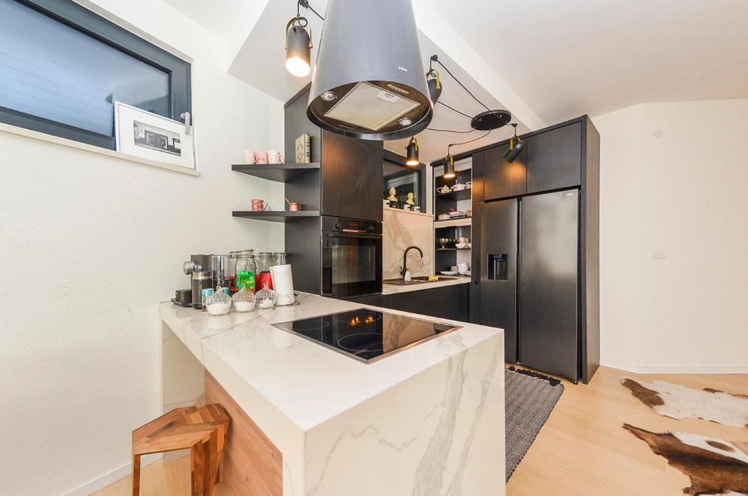 Thara Escape- Bjelašnica - Housity