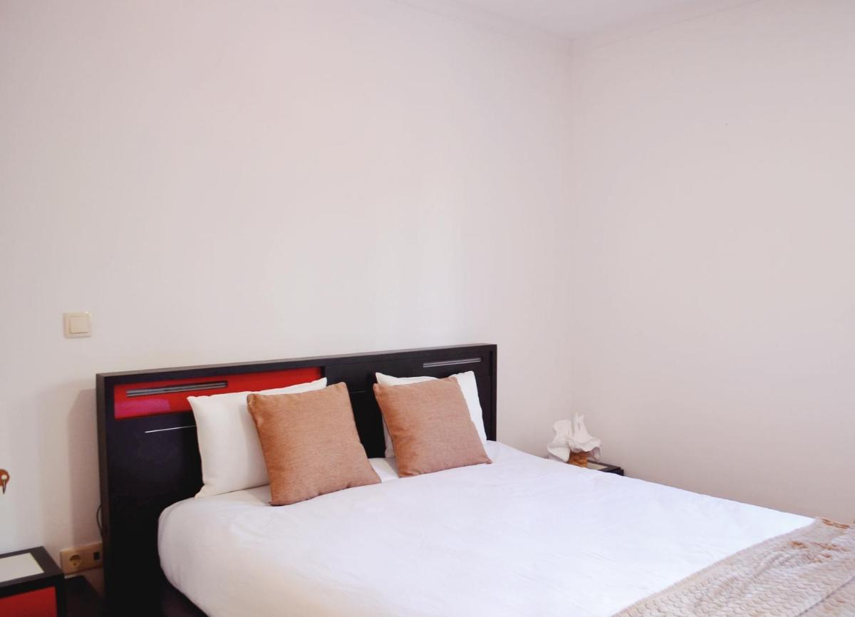 CANIÇO- MADEIRA AIRPORT- 10 min - Housity