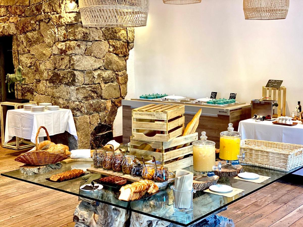 Nourriture dans l'hôtel ou à proximité