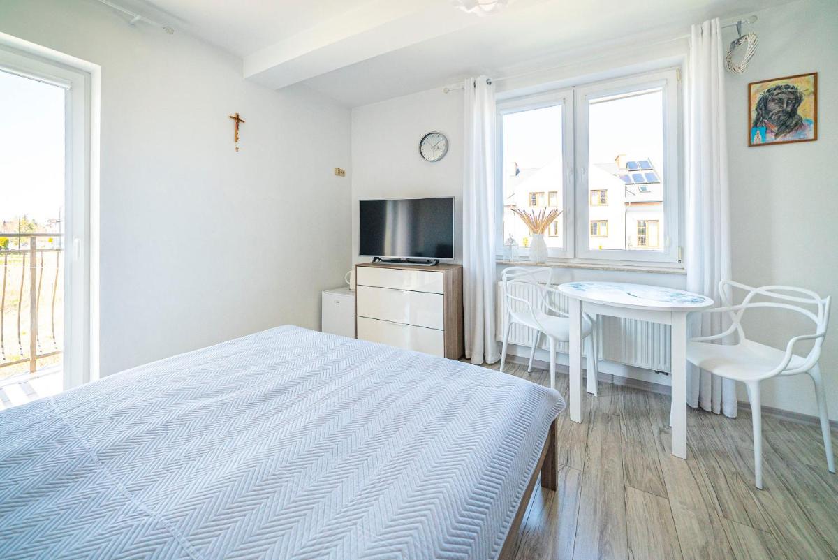 Pokoje Gościnne Dominika - Housity