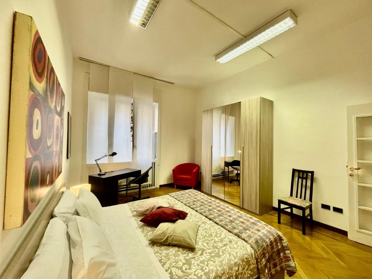 Central Apartment - Housity