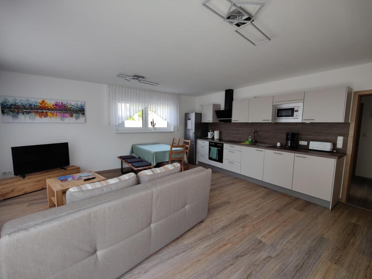 Ferienwohnung Piroschka 1 - Housity