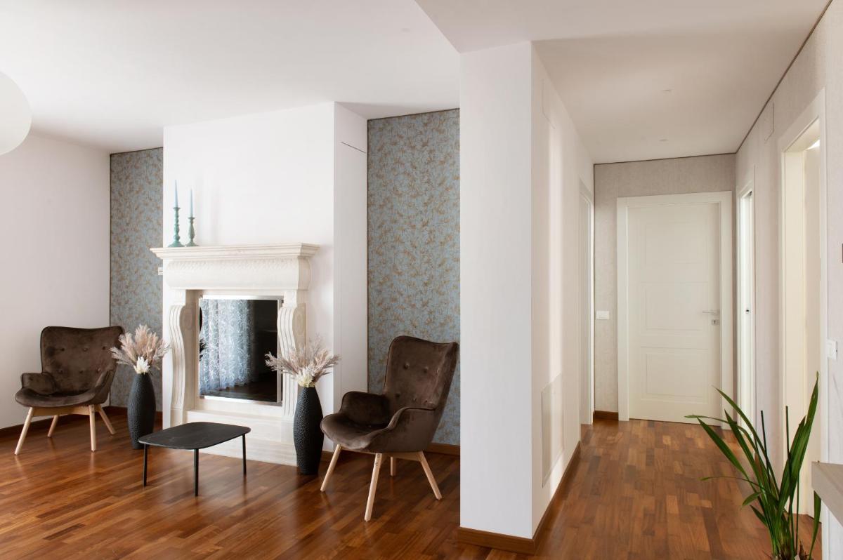 B&B Monna Lisa Rooms - Housity