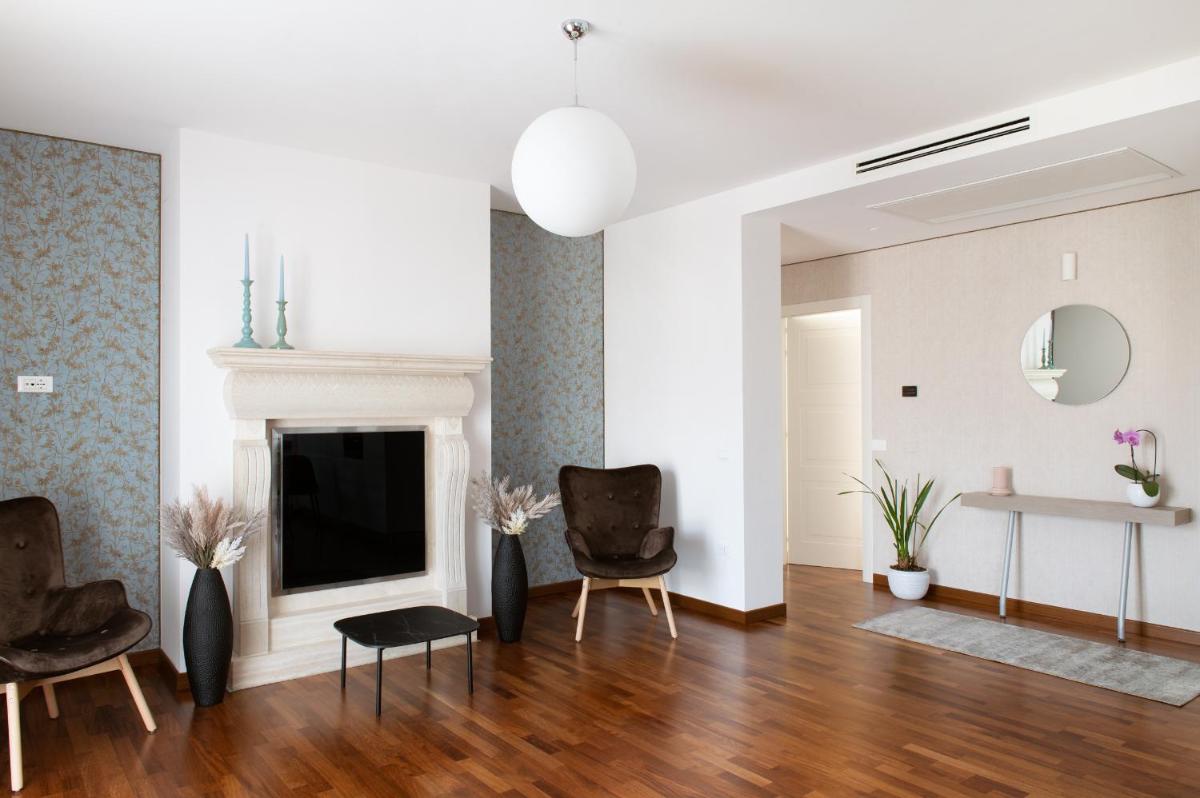 B&B Monna Lisa Rooms - Housity