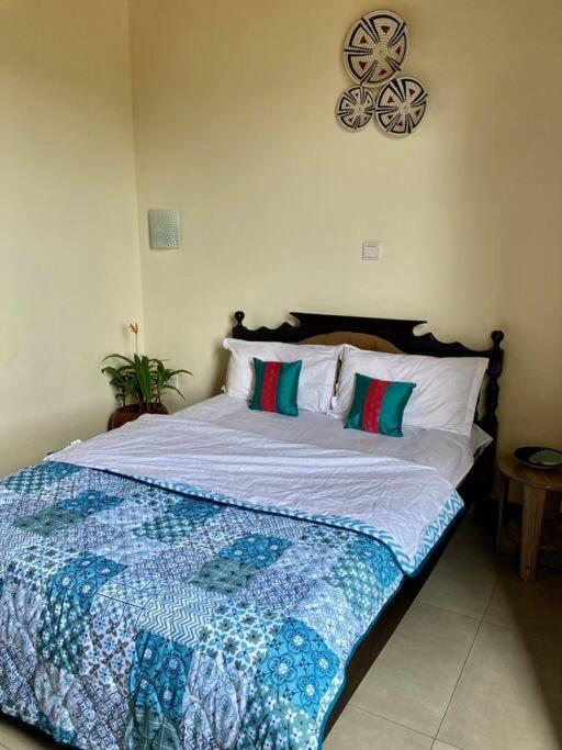 Mountain view apartment in Kimi (Heart of Kigali) - Housity