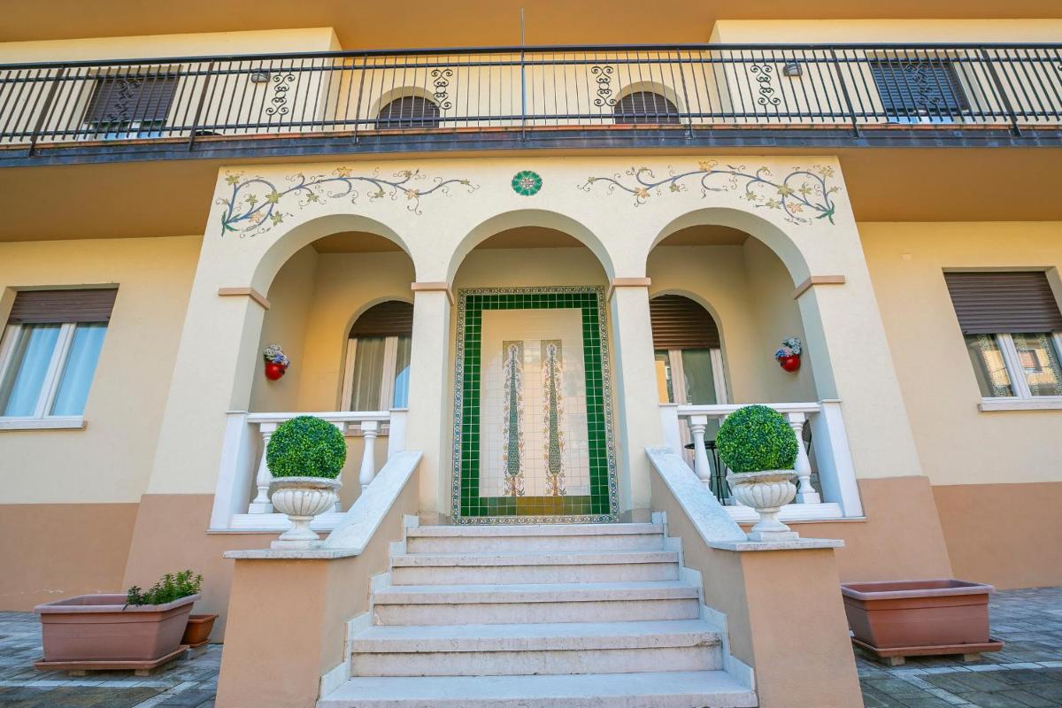 Villa Mimosa Appartamento 4 - Housity