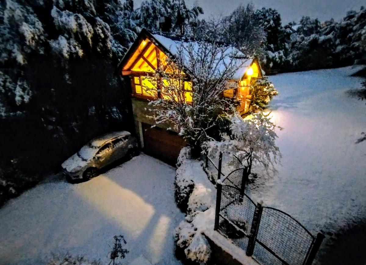 Blue Bird House - Housity