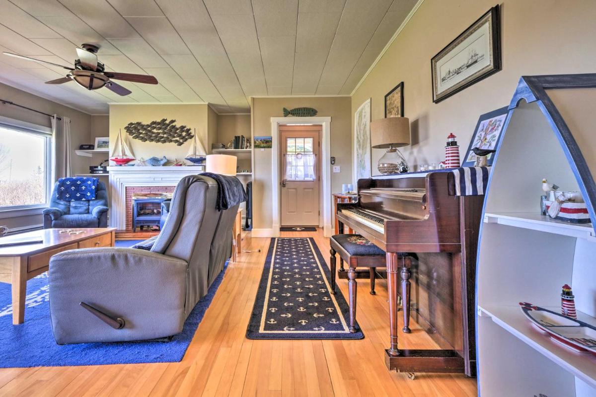 Nautical Lubec Cottage with Fire Pit and Grill! - Housity