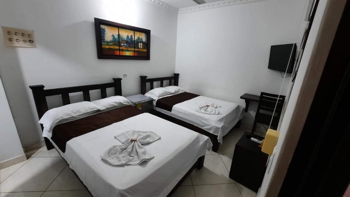 HOTEL CONTINENTAL.M - Housity