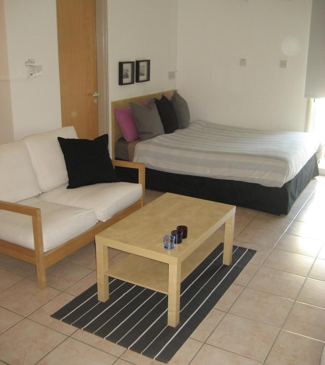 Suitetrails - Lykavitos Apartments