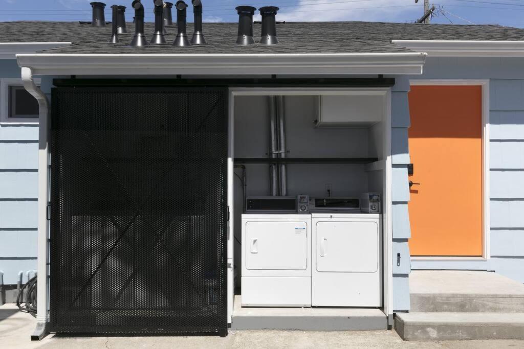 OLD New 2bed1bath near SFO train C - Housity