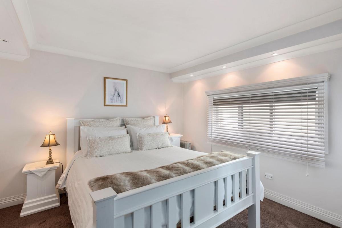 Ellie's Cottages - Housity