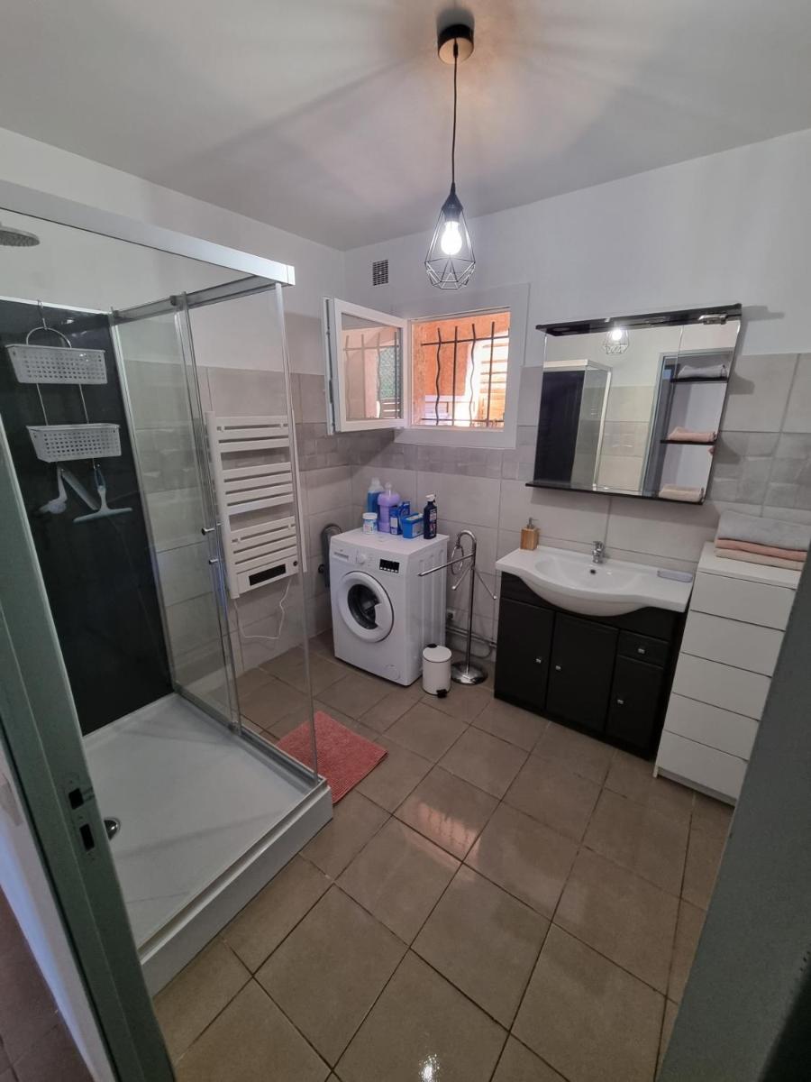 Suitetrails - location vacances T4 bas de villa Toulon