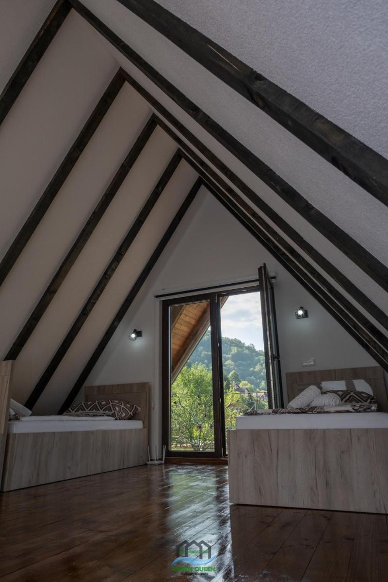 Holiday Houses Green Queen - Housity